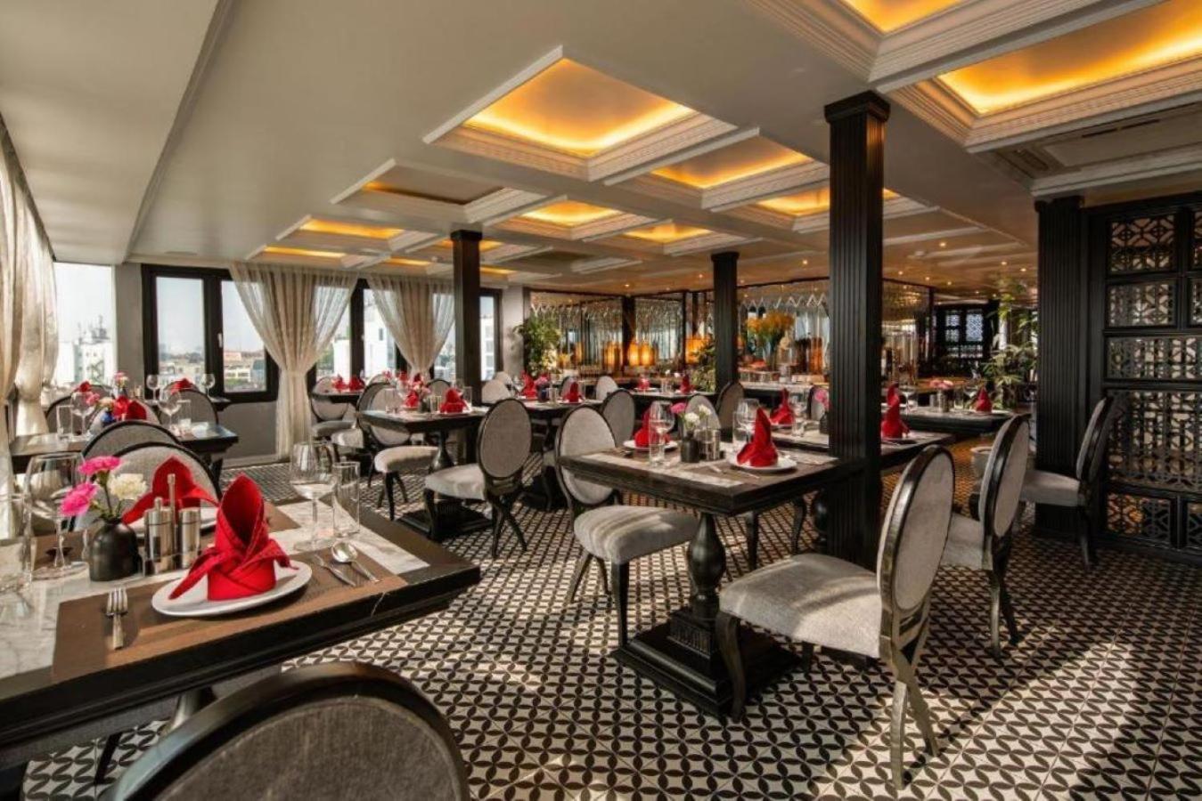 Acoustic Premium & Hanoi