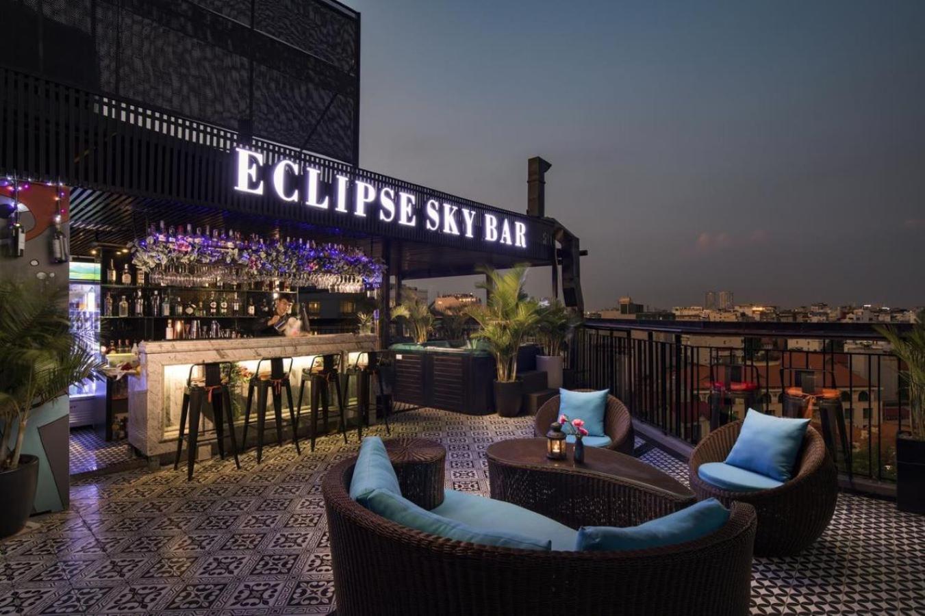 Acoustic Premium & Hotel Hanoi